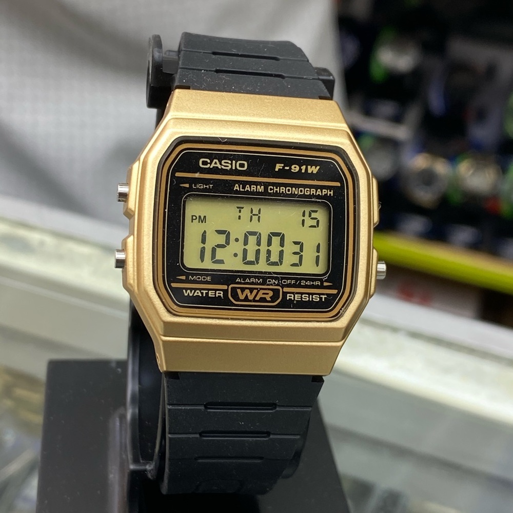 Casio Unisex Size Watch Brand New Item